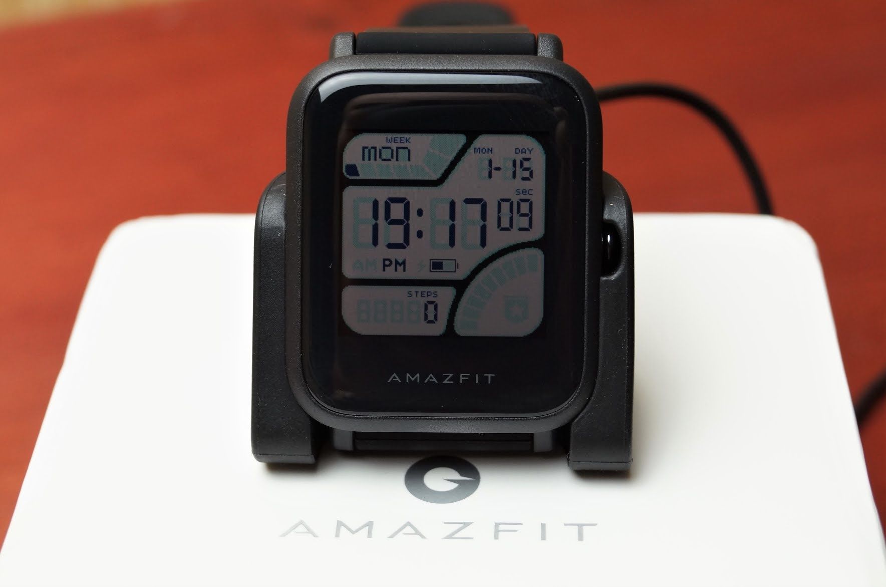 Часы Xiaomi Amazfit Bip
