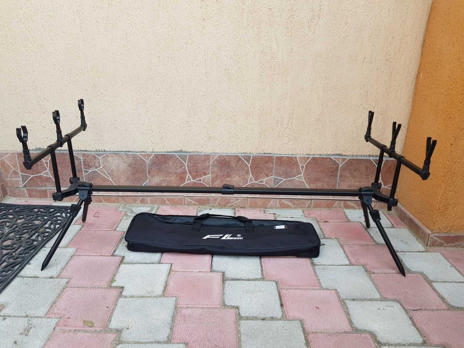 Rod pod FL BLACK EDITION pentru 3 lansete cu4 picioare (Quad Pod)FL158