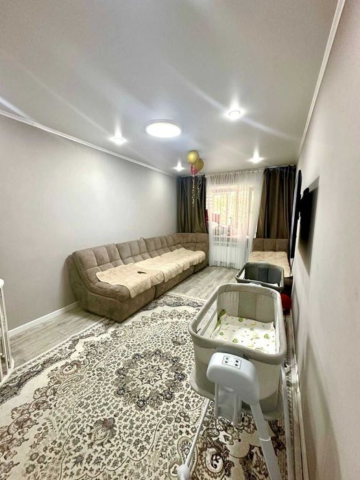 продается 1 комнатная квартира Аэропорт 7