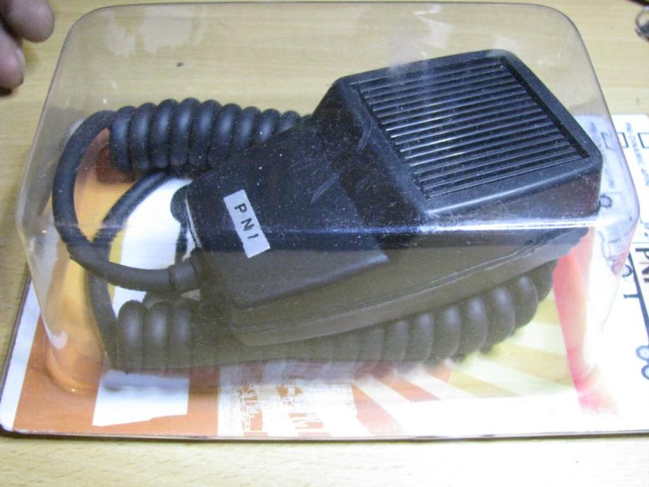 Microfon Motorola/ Kenwood/CB/Cordon Spiralat Suport (HUK)