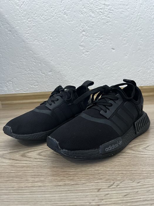 Adidas NMD R1 маратонки