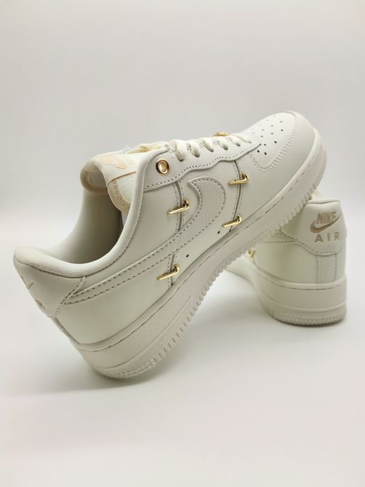 Nike Air Force 1 '07 LX