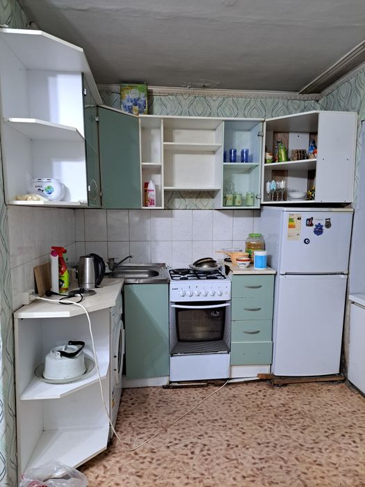 Продам 2-ком.кв.Район Бизнесс-колледж.