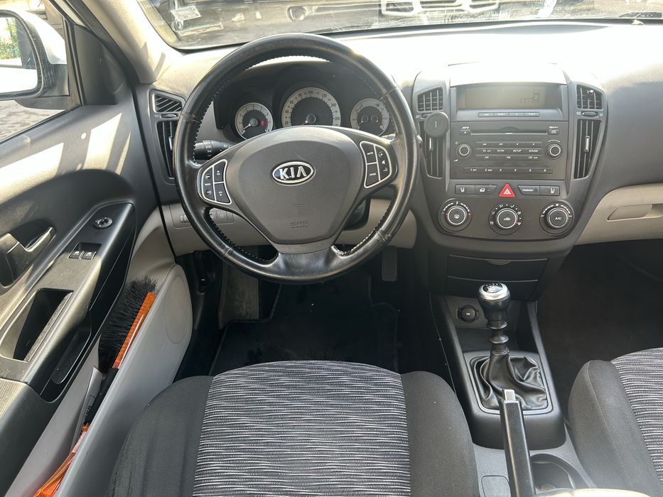 Продавам Кия Сийд