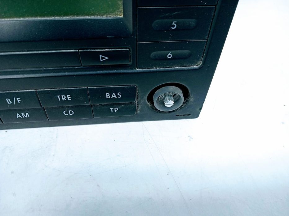 Radio cd player 6q0035152g Volkswagen VW Polo 4 9N  [din 2001 pana  2005]