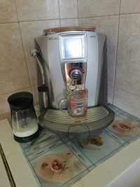 Vând aparat de cafea expresor  Saeco Talea Touch