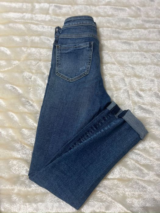 Blugi zara in stare perfecta