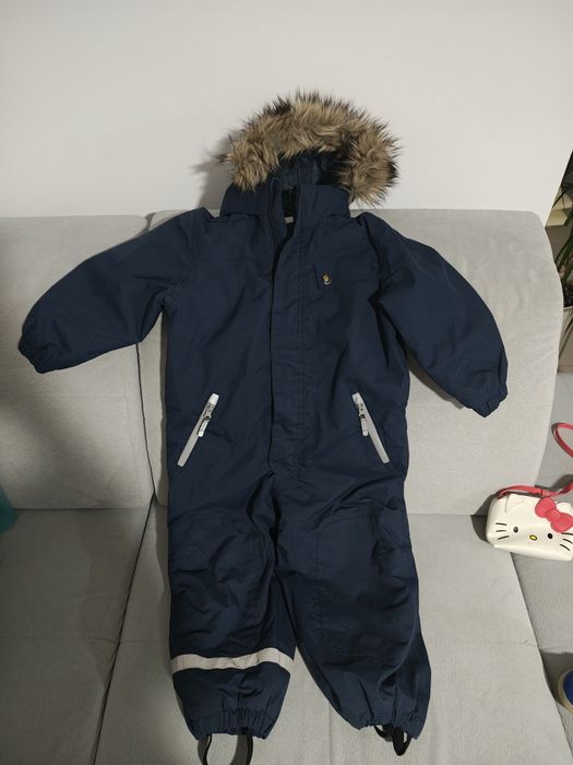 Vând salopeta ski h&m, călduroasă impermeabila