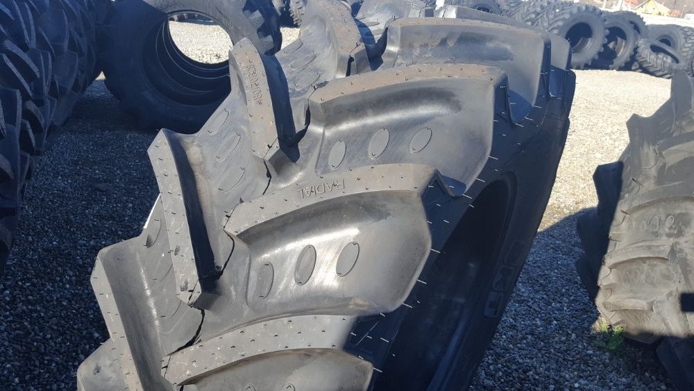 Cauciucuri de tractor noi 480/70R28 anvelope de fata cu garantie 2 ani