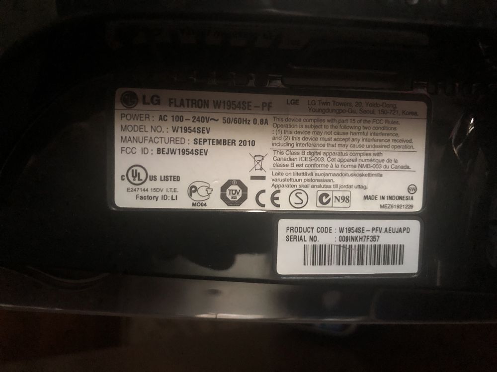19” Монитор LG , Flatron W1954SE , TN , 1440x900