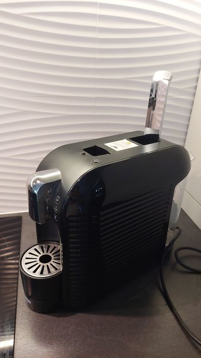 Espressor cu capsule Beanz Wave Negru