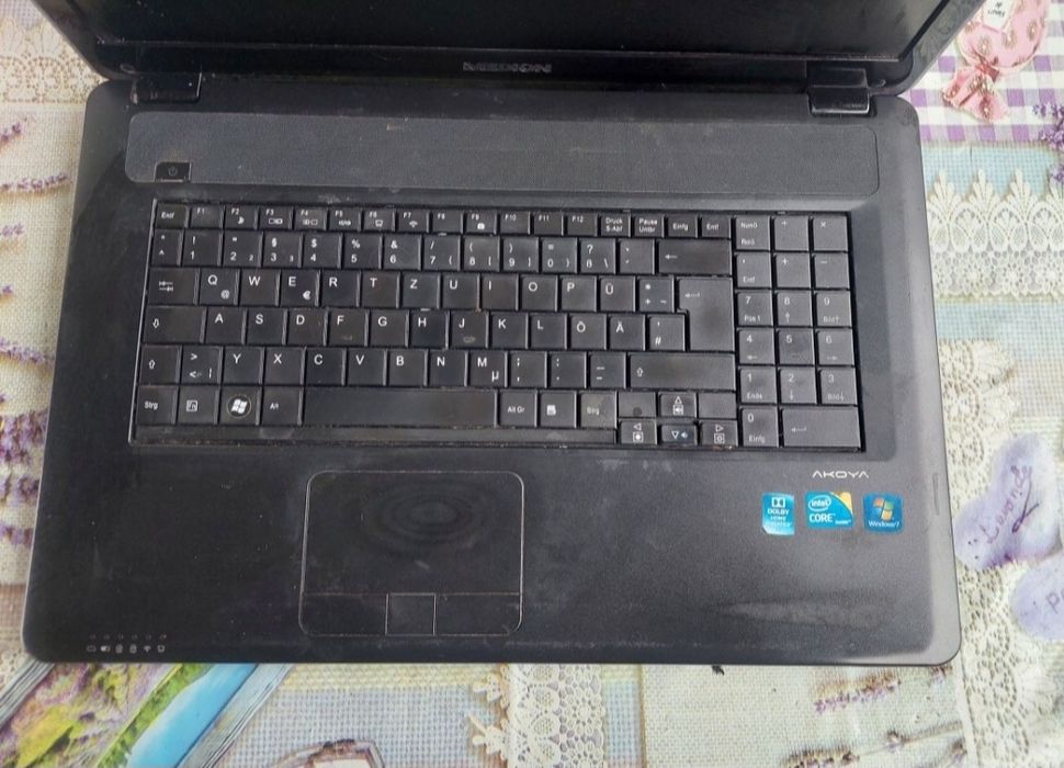Laptop Medion Akoya 17"