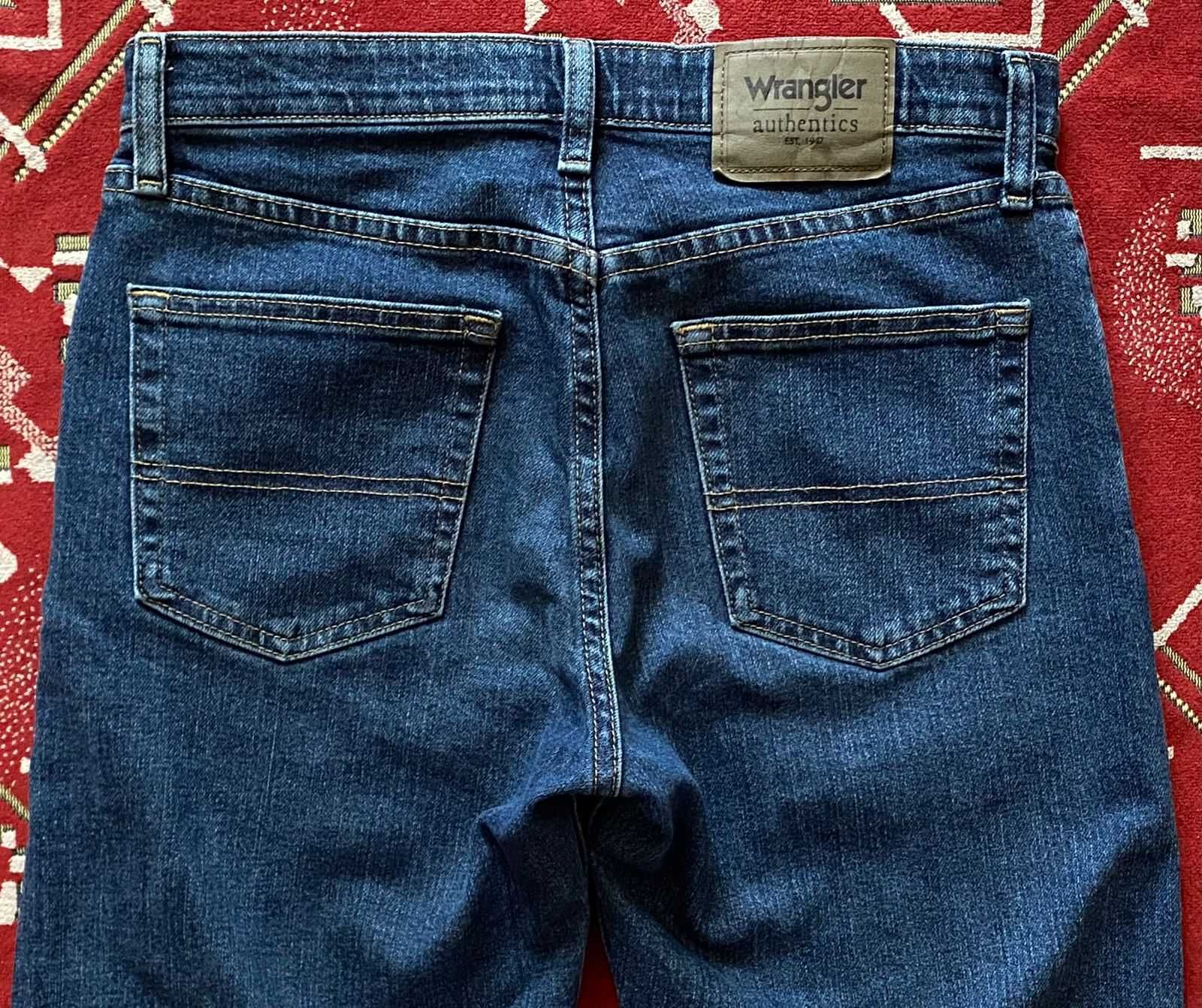 Фирмен. джинсы "Wrangler" Authentics  original W29xL30 на 44 разм.