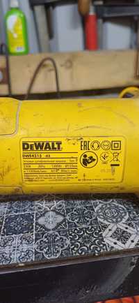 Болгарка Dewalt 125