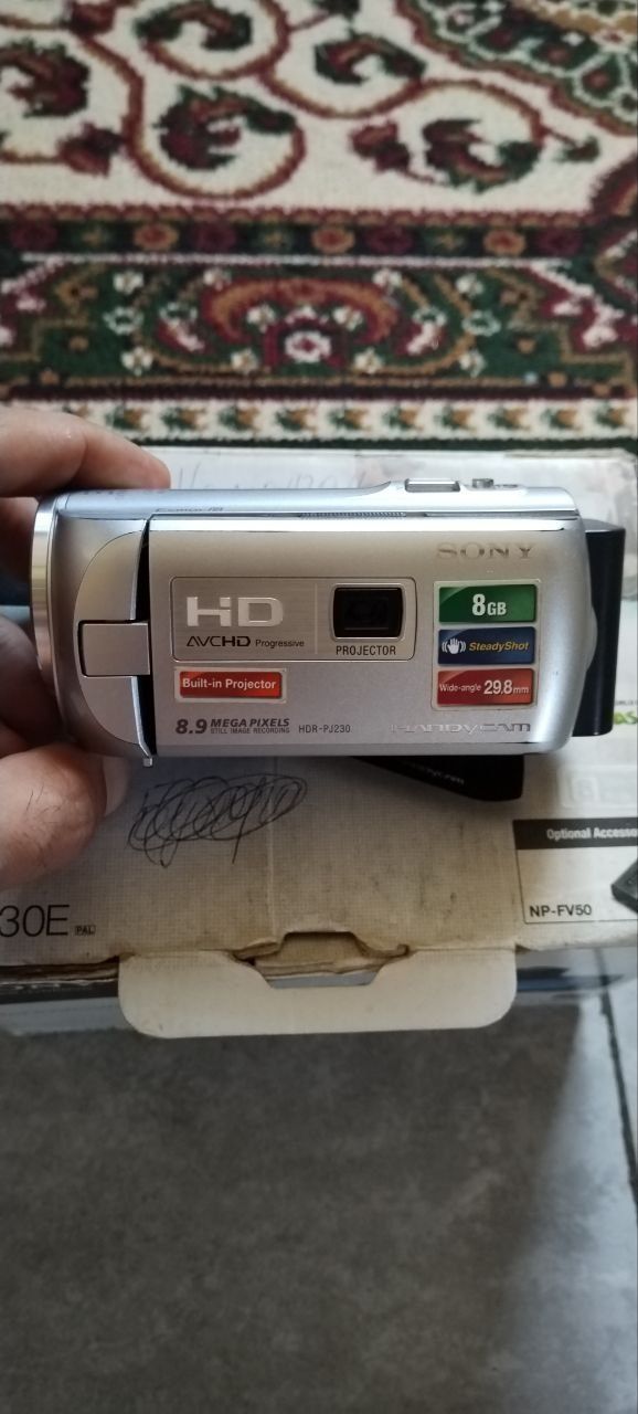 Продается видеокамера Sony HDR-PJ230