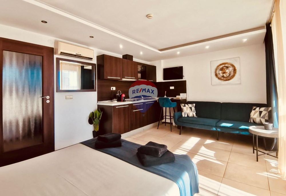 Продава се Едностаен апартамент в Балчик - 50 кв.м за 1500 €/кв.м - Снимка #7