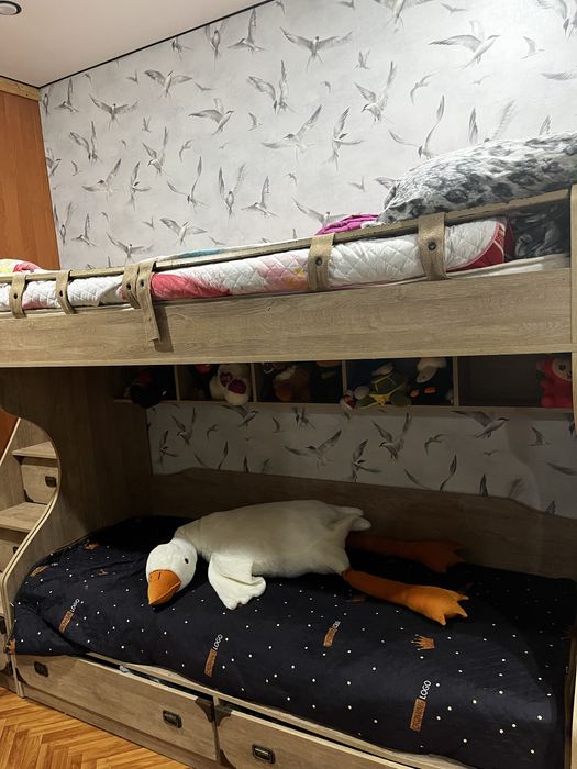 Продам двухспальную кровать