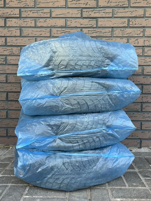 Продам зимние шины Matador 185/70/R14 с дисками