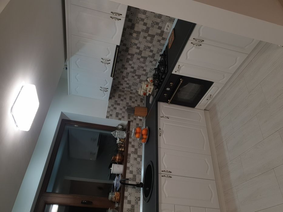 Bucatarie cu fronturi frezate din mdf