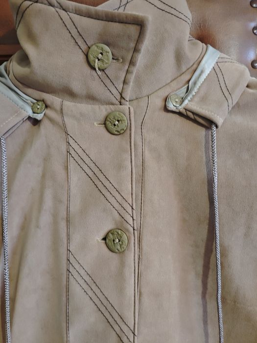 Якета. 2 броя за дамите