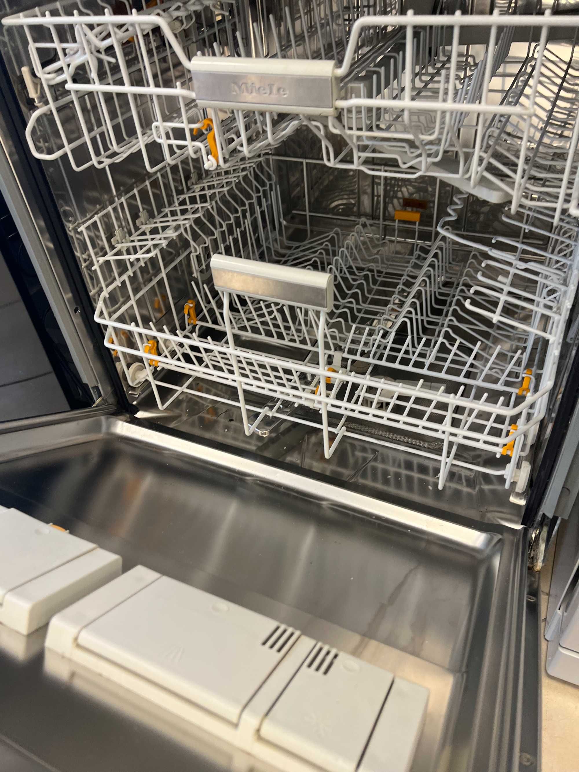 Съдомиялна за вграждане Miele G 5565 SCVi XXL