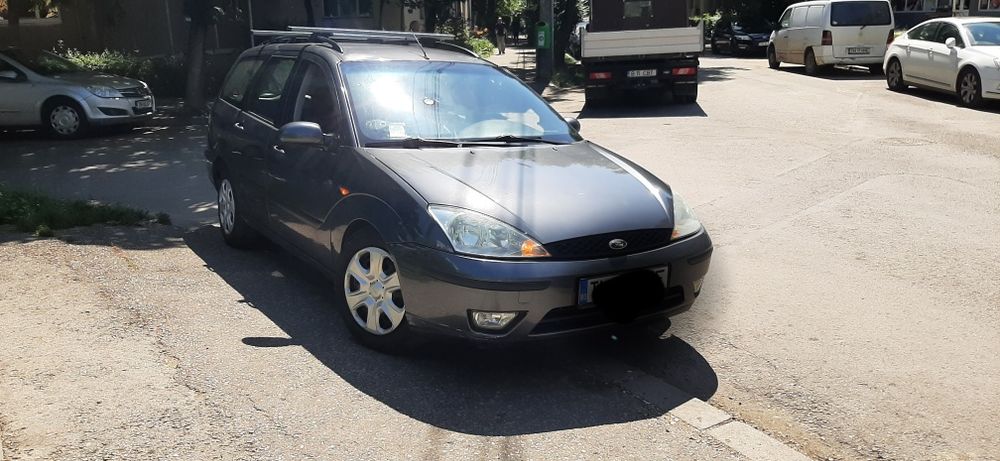 Vând ford focus 1.6