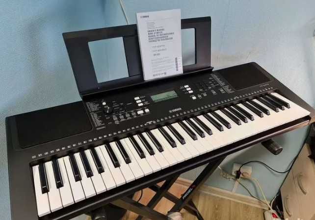 Синтезатор Yamaha в отличном состоянии!