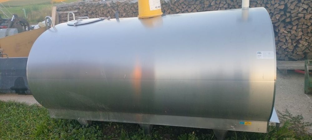 Bazin tanc de lapte/apa/combustibil/etc