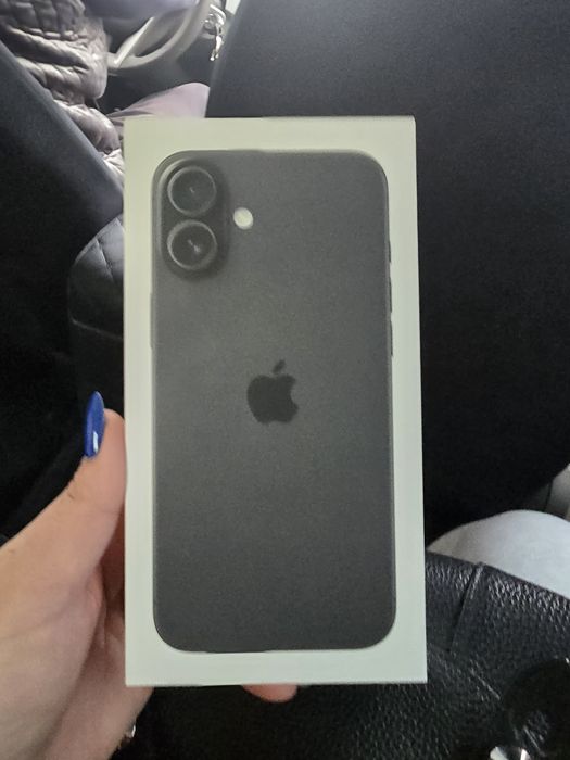 Продам IPhone 16 plus 128gb