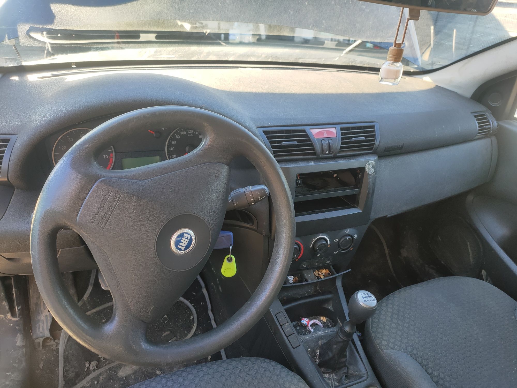 Piese dezmembrez dezmembrări motor kit pornire bara faruri  fiat stilo