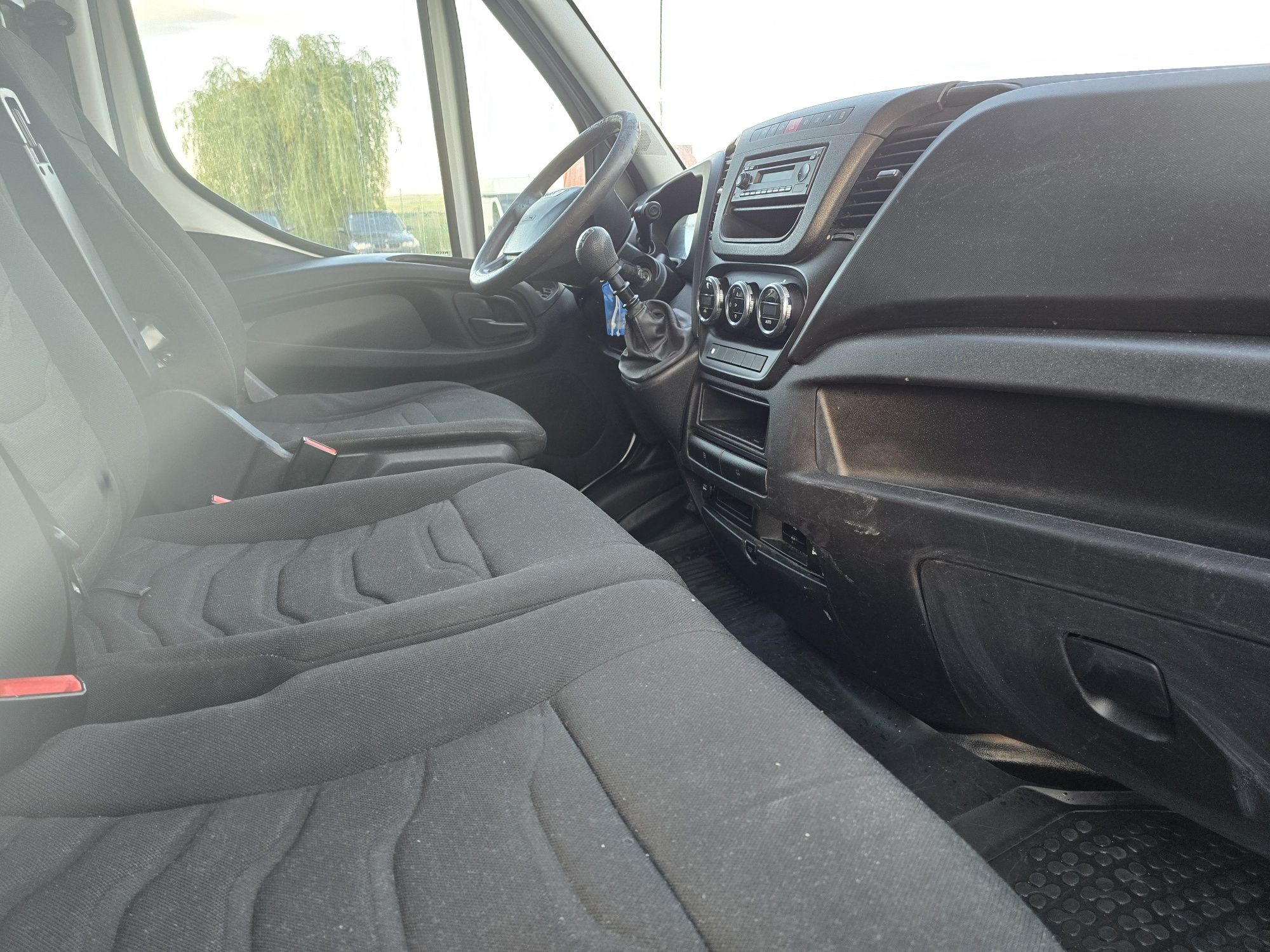 Iveco daily lift  1000kg  10 europaleti