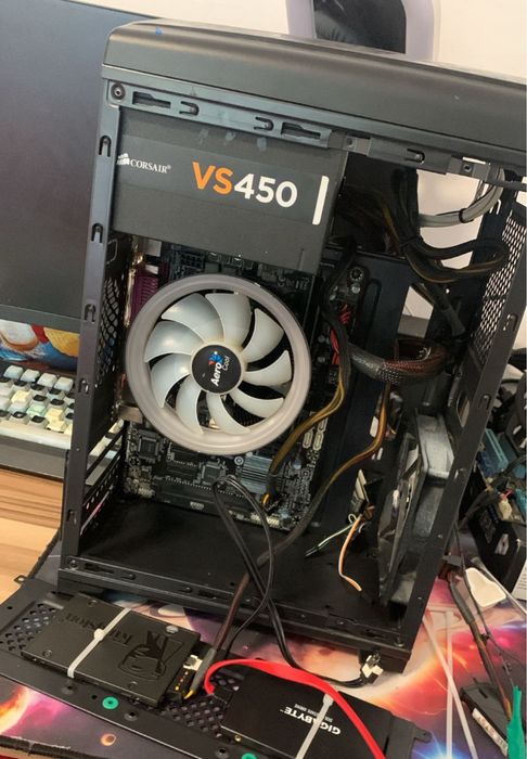 Calculator de gaming negociabil