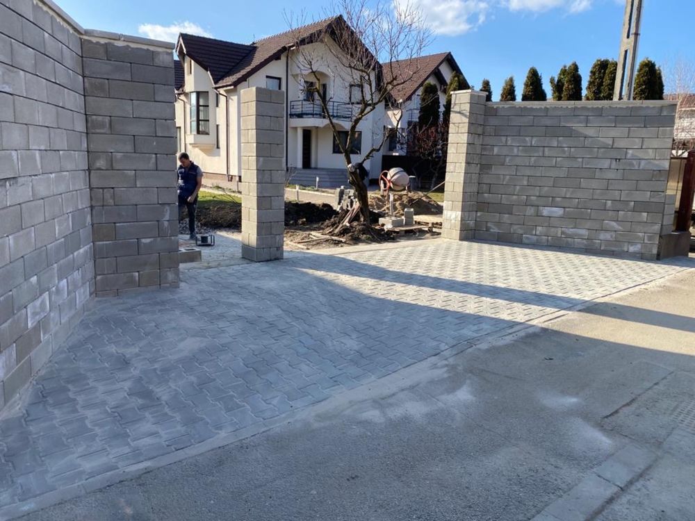 Executie garduri beton/boltari