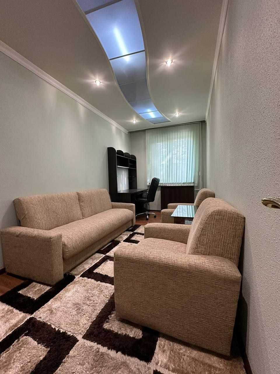 3-х комнатная квартира на Бадамзаре (закрытый двор)  ID: 3446