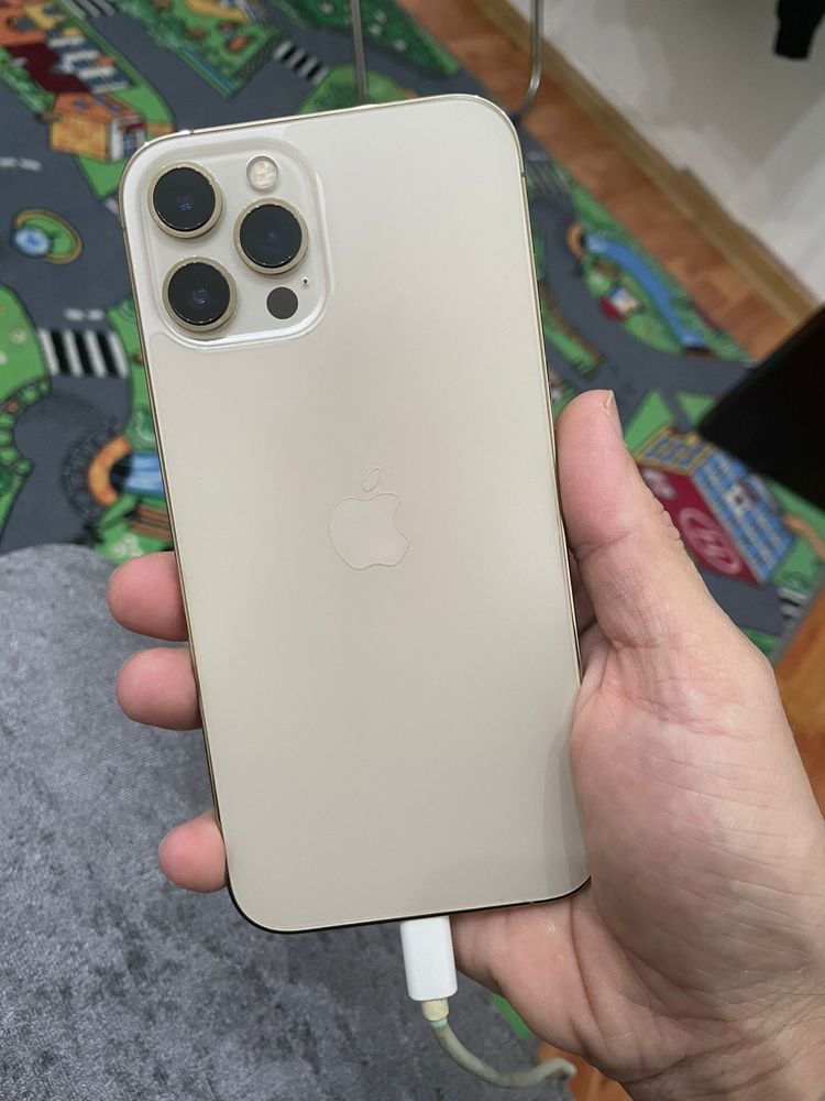 Iphone 12 Pro Max ( + airpods pro 2 )