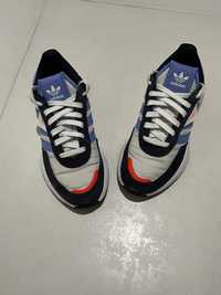 Adidasi Adidas nr 37 impecabili