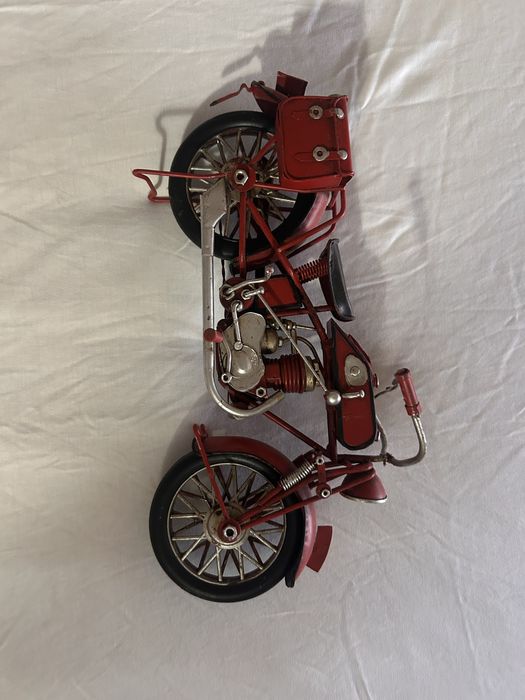 Vand set de jucari sau binelo-uri vechi de colectie