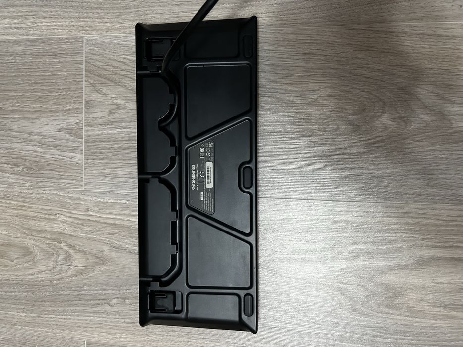 Tastatură SteelSeries Apex 7 TKL.
