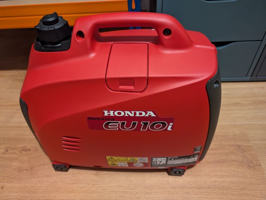 Generator Honda EU10i ca nou