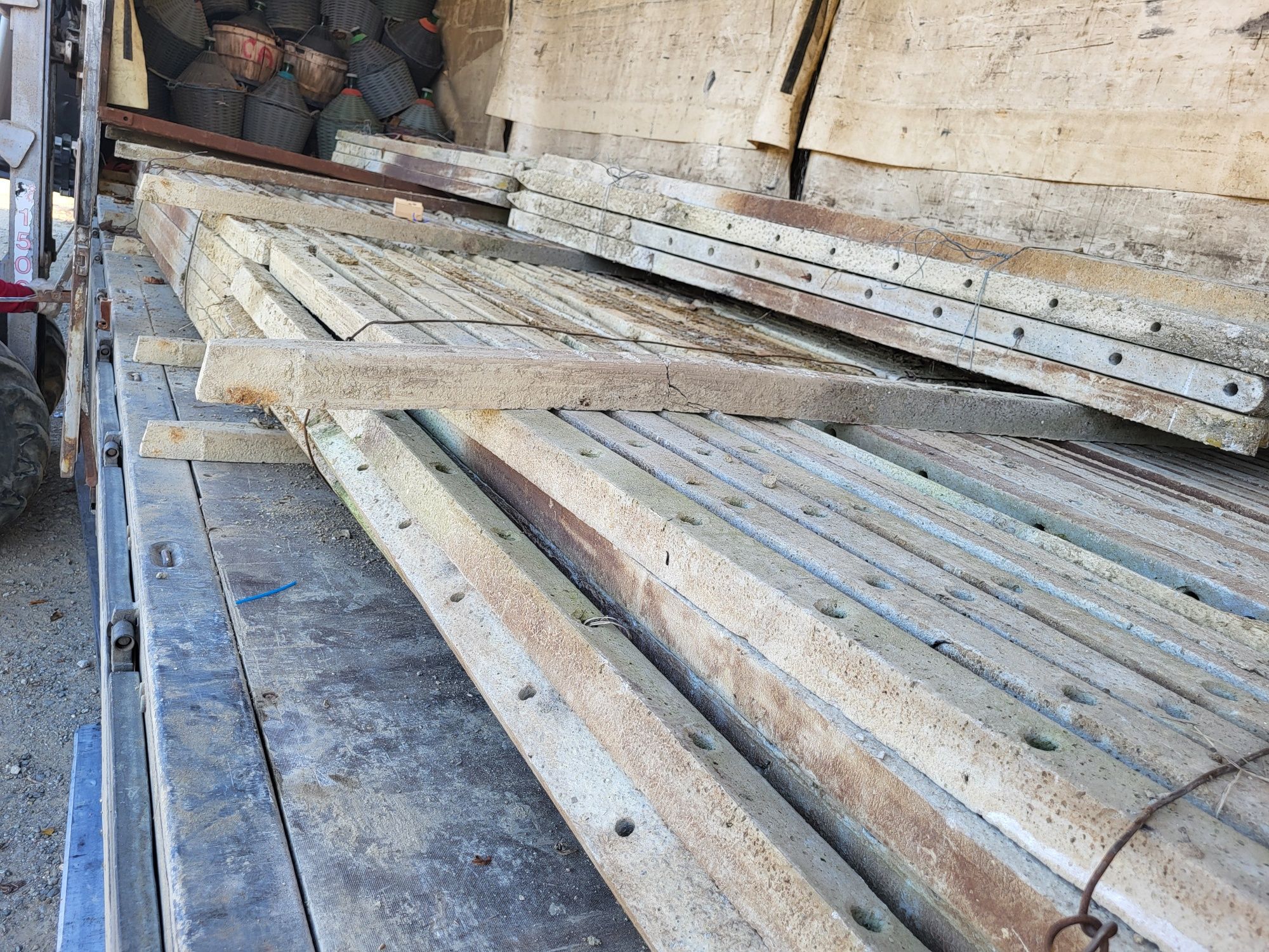 Stalpi din beton