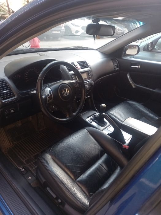 Vand honda accord  benzina plus gaz