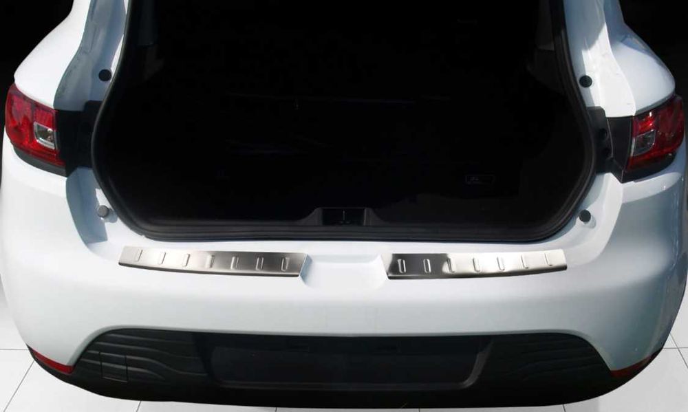 Protectie ornament bara spate Renault Clio 4