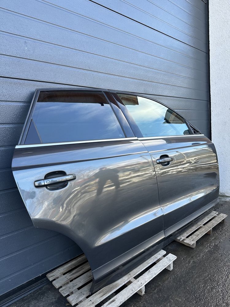 Usi dreapta / Portiere dreapta Audi Q3 8U 2011-2018