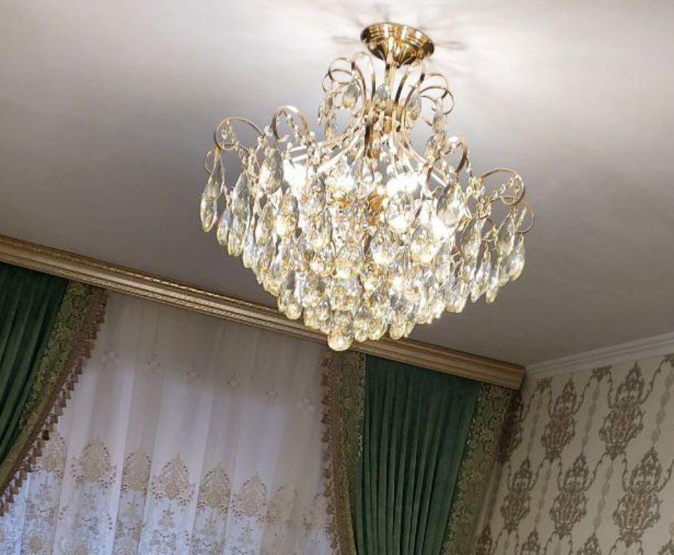 Люстра потолочная,новый