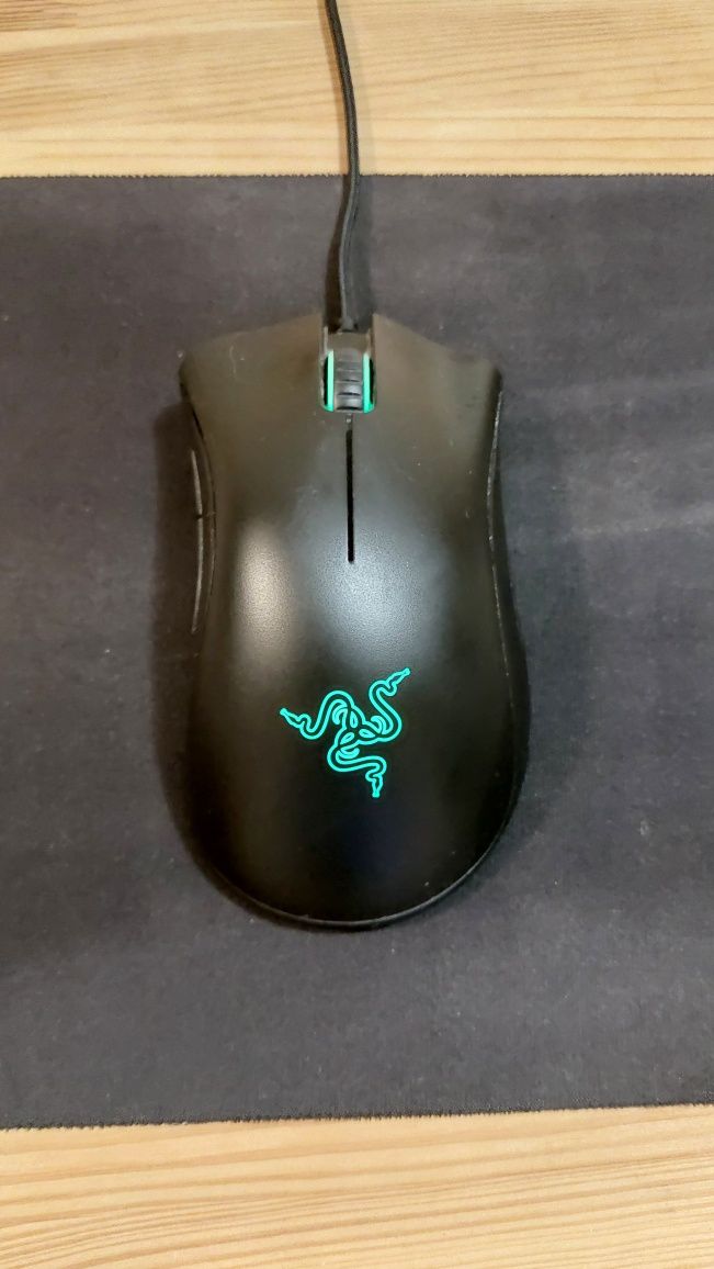Мишка Razer Deathadder Essential