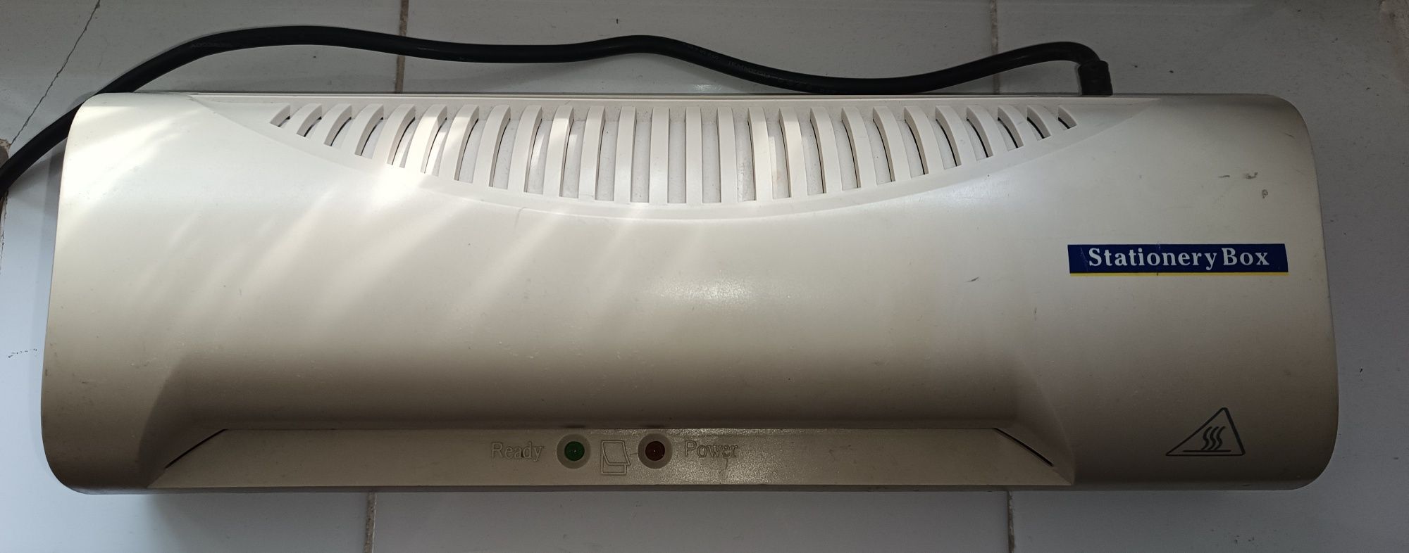 Laminator pagini A4 - Hot Laminator LM-092A