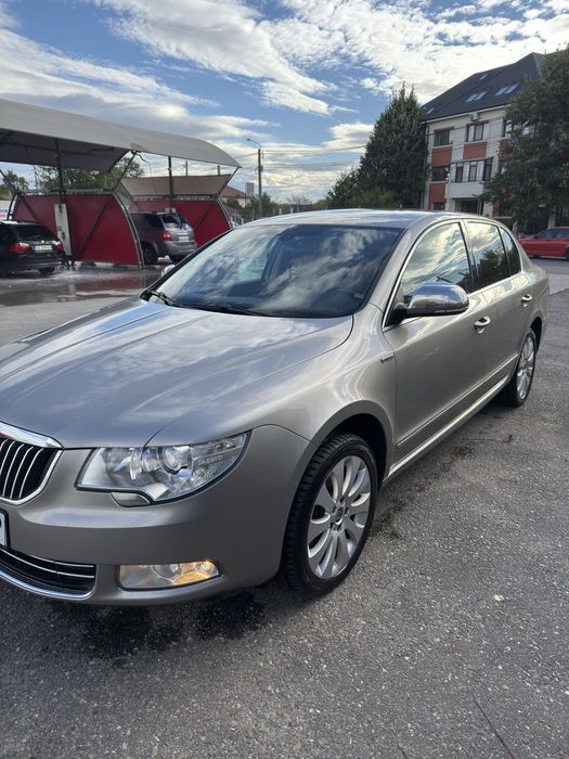 Skoda superb 211 AUTOMATAl
