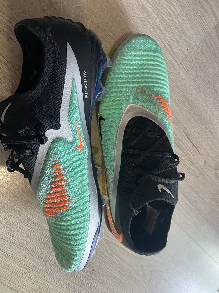 Nike Phantom 43