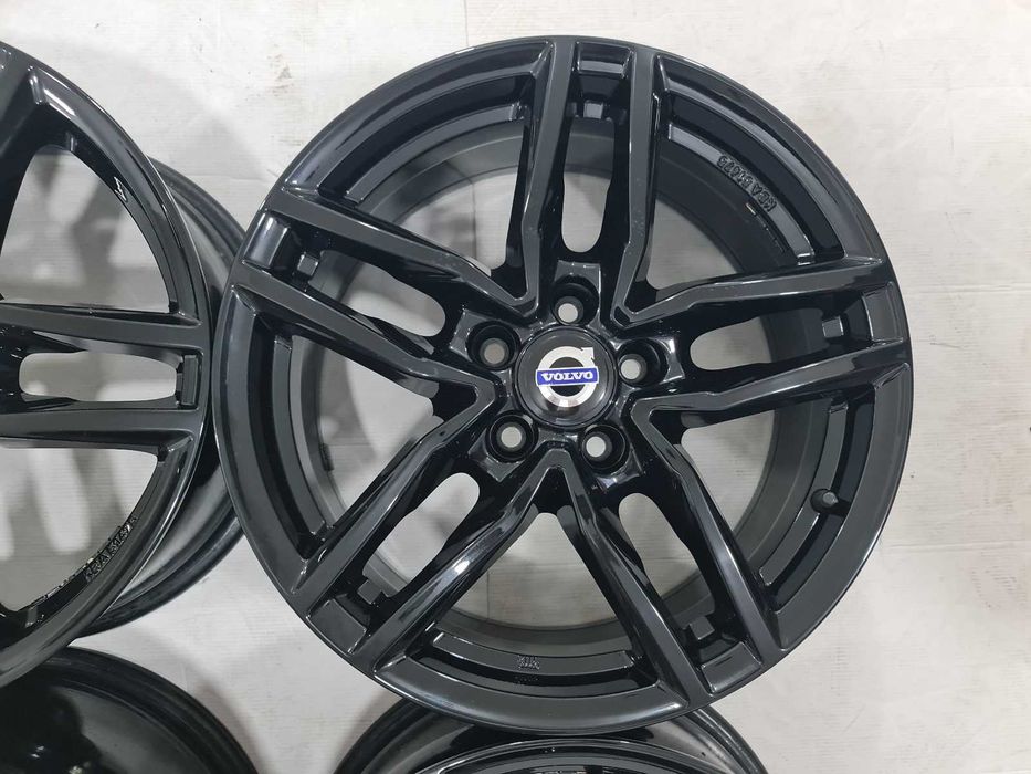 Jante 17 Ford Mondeo Focus Kuga Puma Volvo V40 V60 7.5Jx17 ET45 5x108