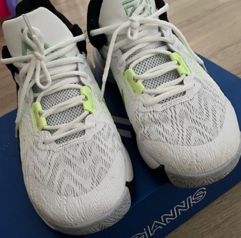 Nike - Баскетболни кецове/маратонки 44 номер (нови).